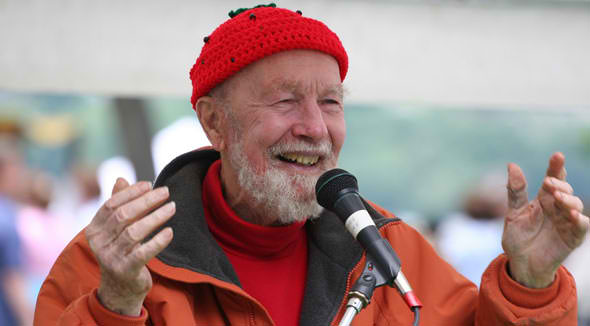 Performers to Celebrate the Legacy of Pete Seeger at Mills Community House