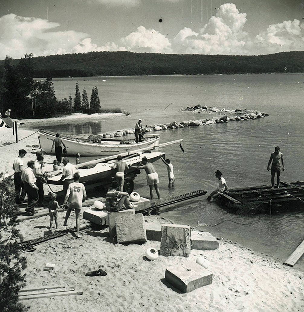 1949 Western Michigan regatta crystal lake Yacht Club history frankfort michigan Grant Brown, Jr. Sailing Crystal Lake: A Short History Benzie Area Historical Society book the betsie current newspaper benzie county northern michigan