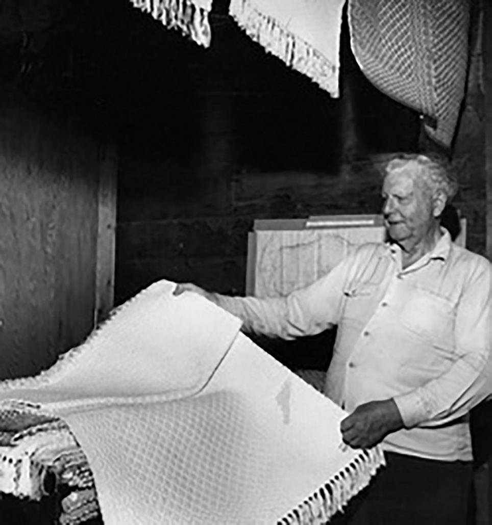 Maurice Reed reedcraft weavers barn beulah Michigan Benzie County history weaving loom the betsie current newspaper Claudia reed breland