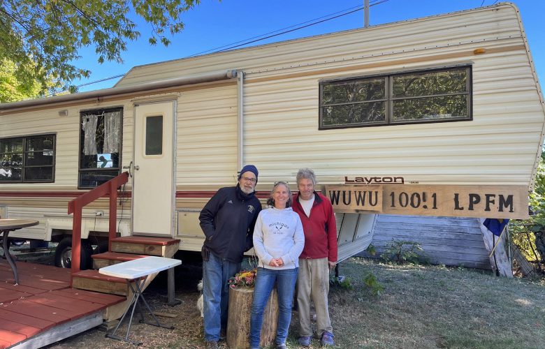 Arlene Sweeting and David Beaton: WUWU Community Radio